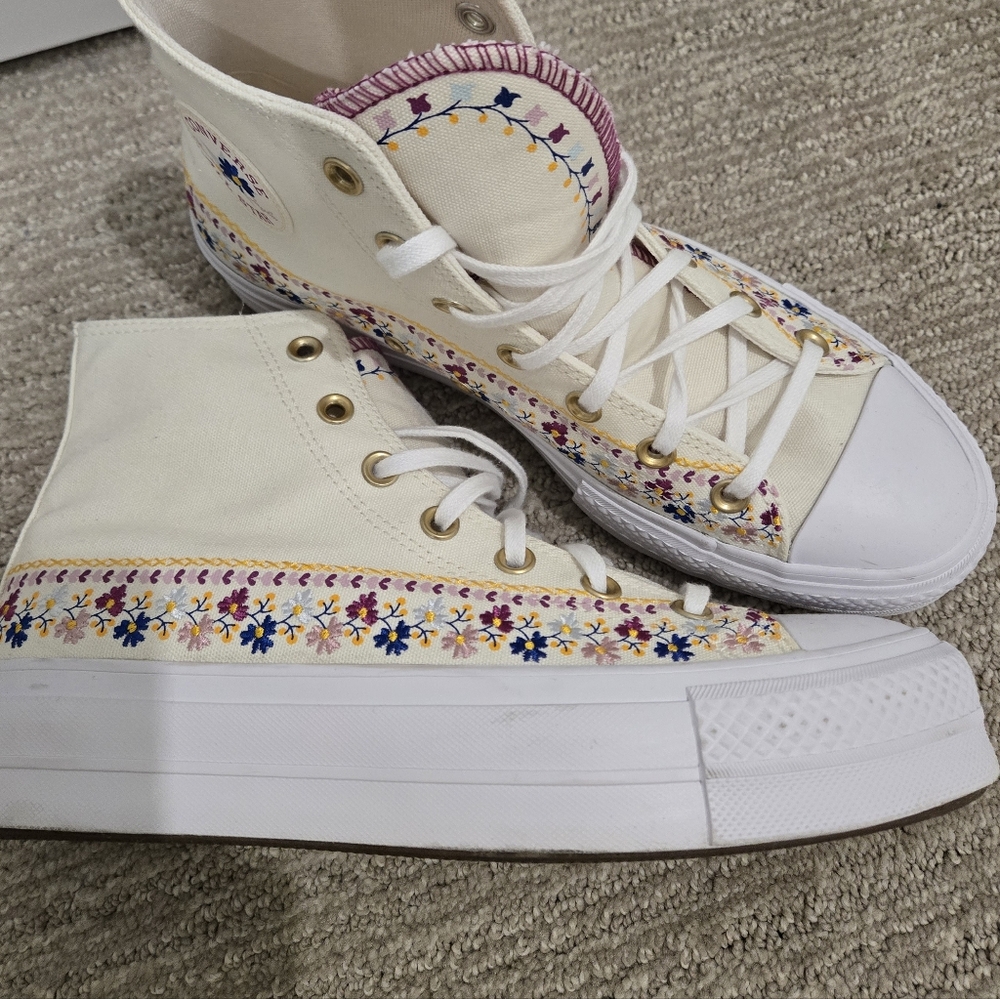 Converse White Floral Embroidered High Top Sneakers - Picture 3 of 10